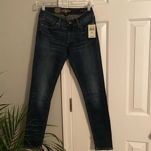 Lucky brand skinny jeans